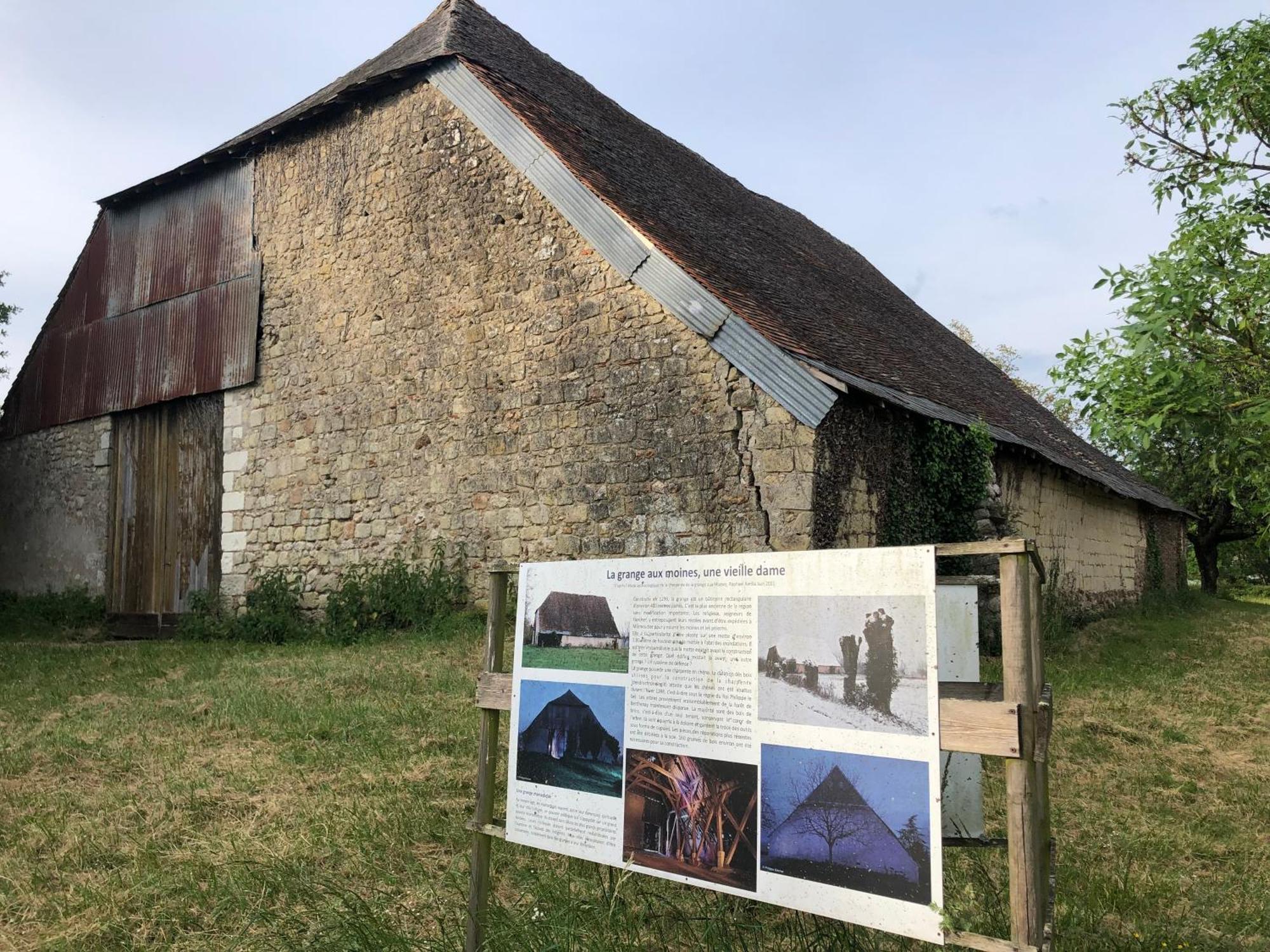 Une Maison, Un Jardin Berthenay 外观 照片